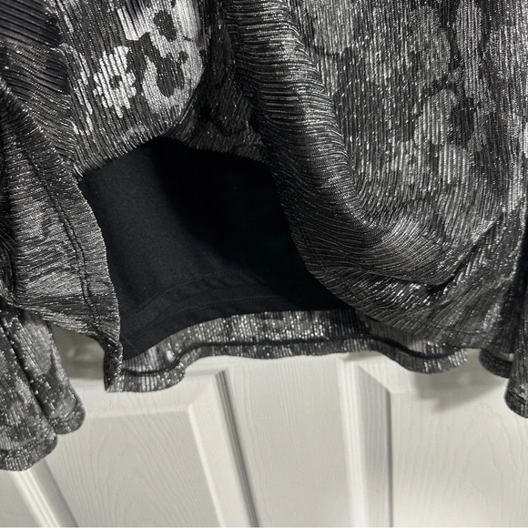 NEW with tags, MICHAEL Michael Kors sparkly gray/silver cold-shoulder top, med. - Picture 11 of 13